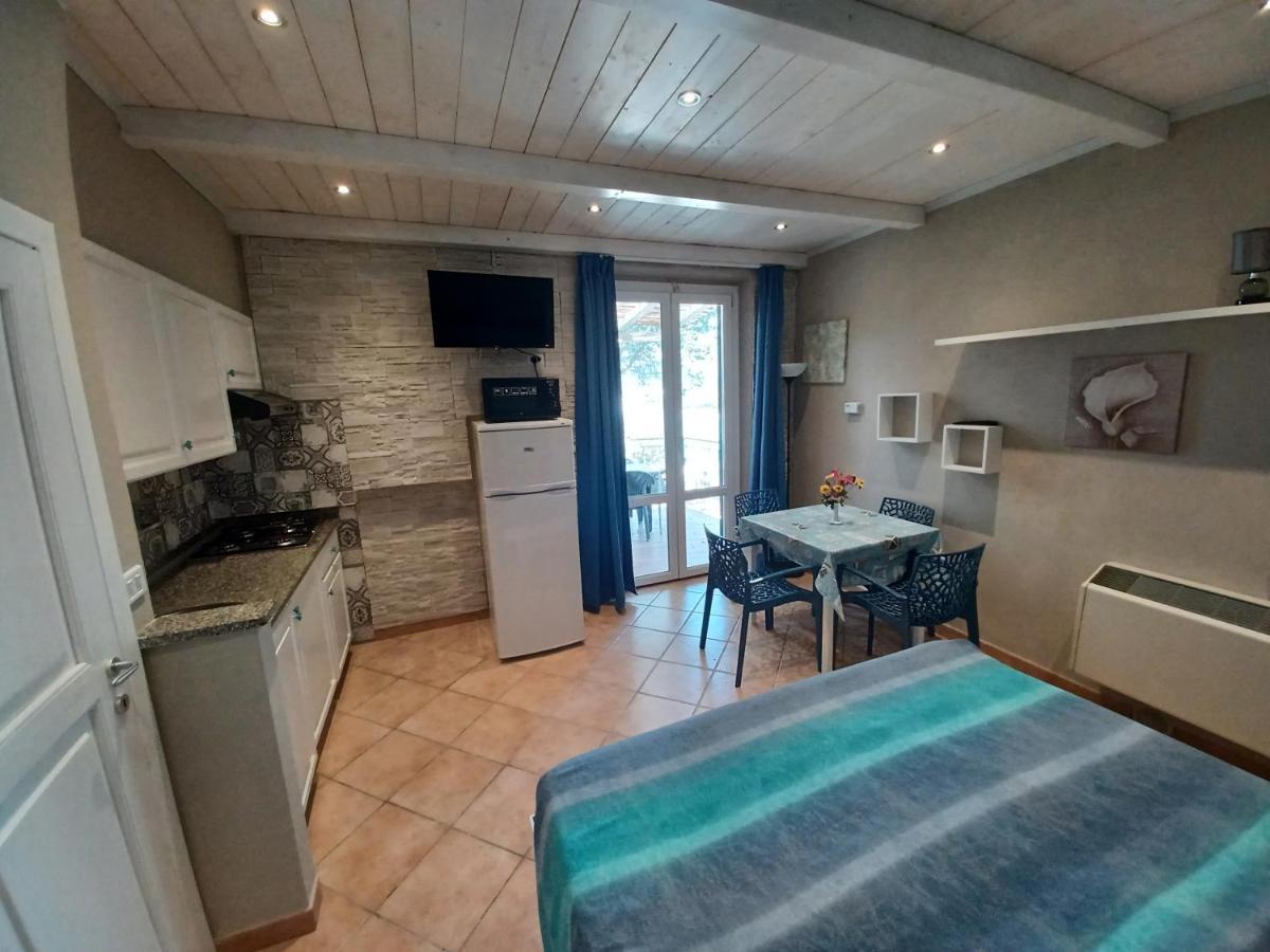 Vacanzamaredue 2 Residence Marina di Campo Bagian luar foto