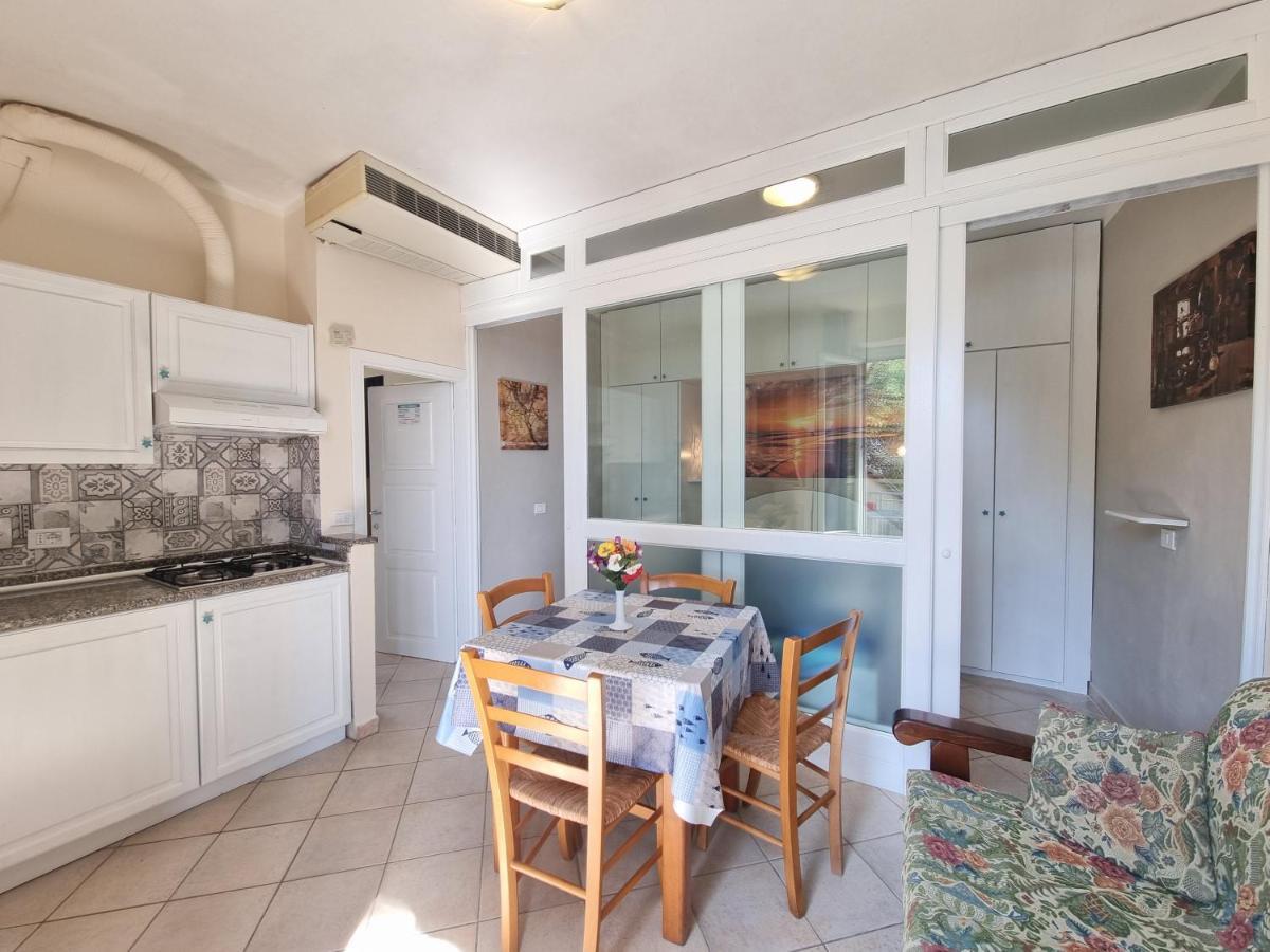 Vacanzamaredue 2 Residence Marina di Campo Bagian luar foto